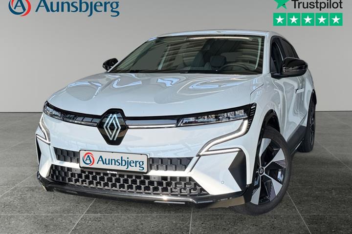 Hvid Renault Megane E-Tech fra 2022