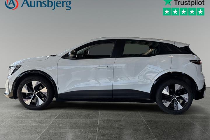 Hvid Renault Megane E-Tech fra 2022