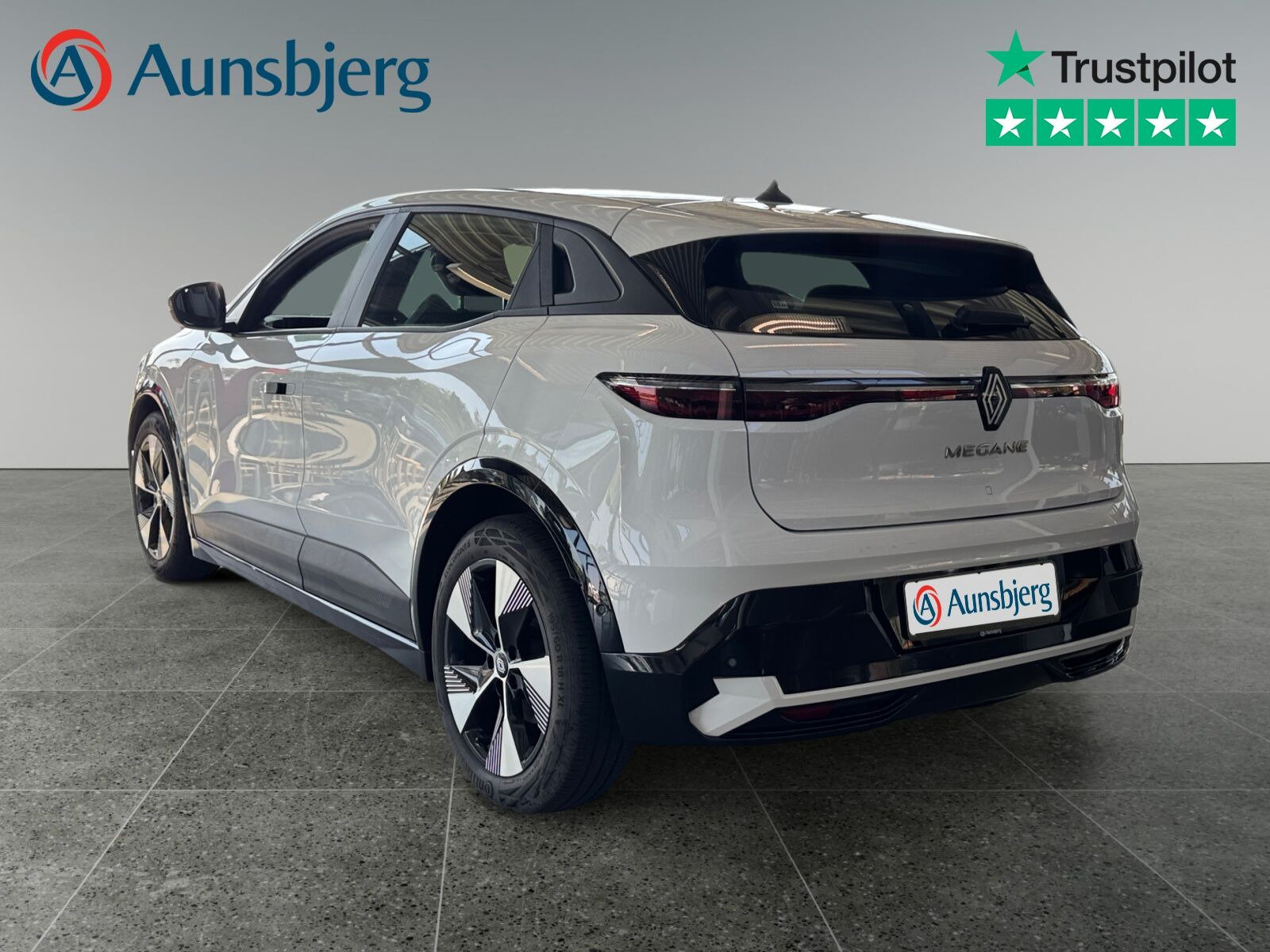 Hvid Renault Megane E-Tech fra 2022