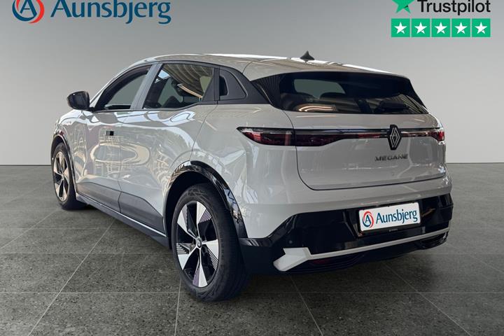 Hvid Renault Megane E-Tech fra 2022
