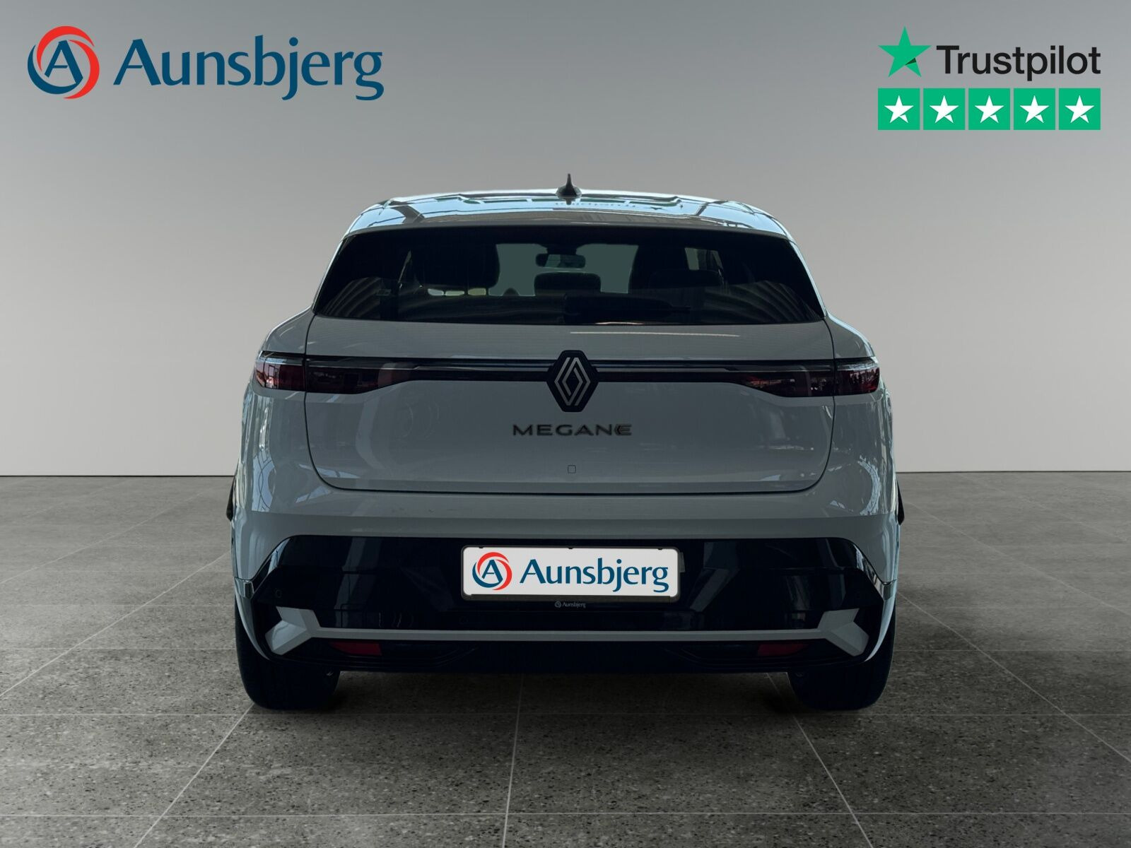 Hvid Renault Megane E-Tech fra 2022