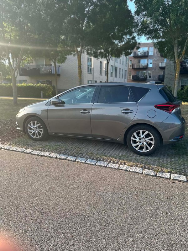 undefined Toyota Auris fra 2018