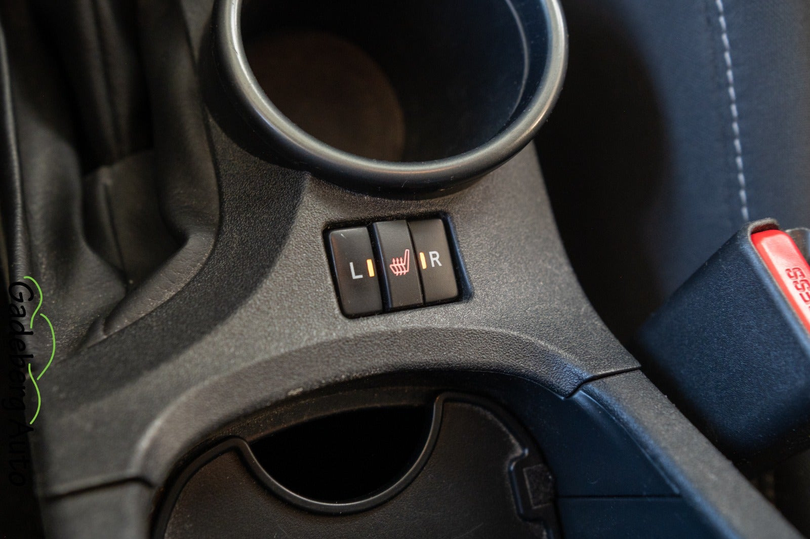 Grå Toyota Verso fra 2016