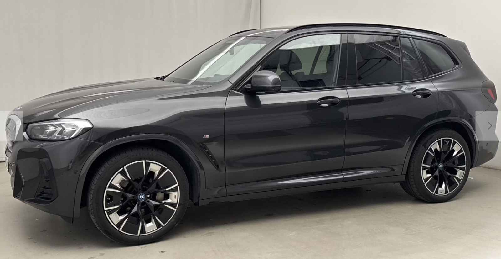 BMW iX3 Charged Plus M-Sport