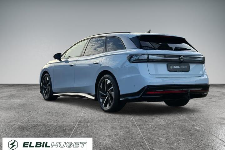 Hvid VW ID.7 fra 2025
