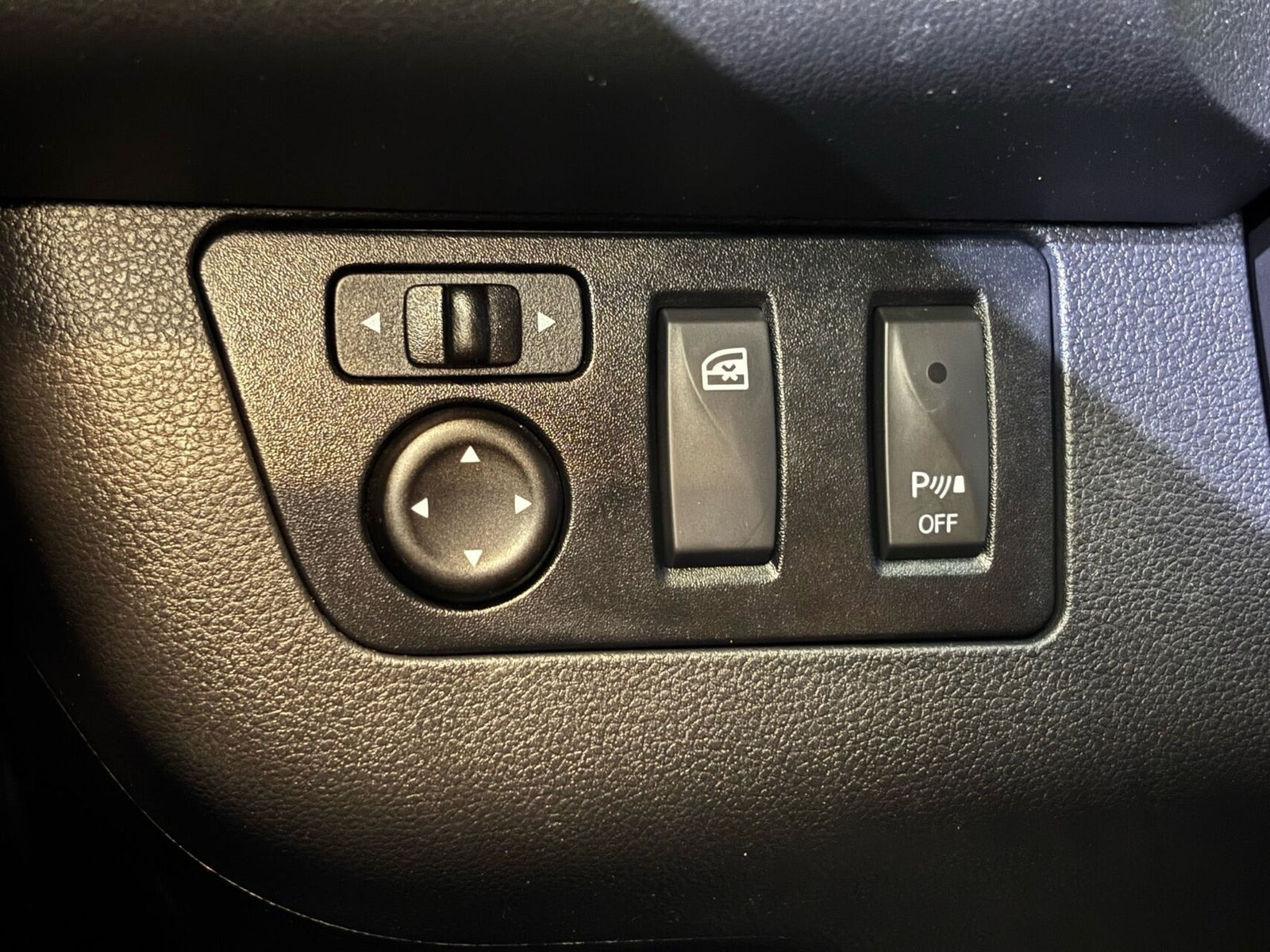 Grå Dacia Spring fra 2023