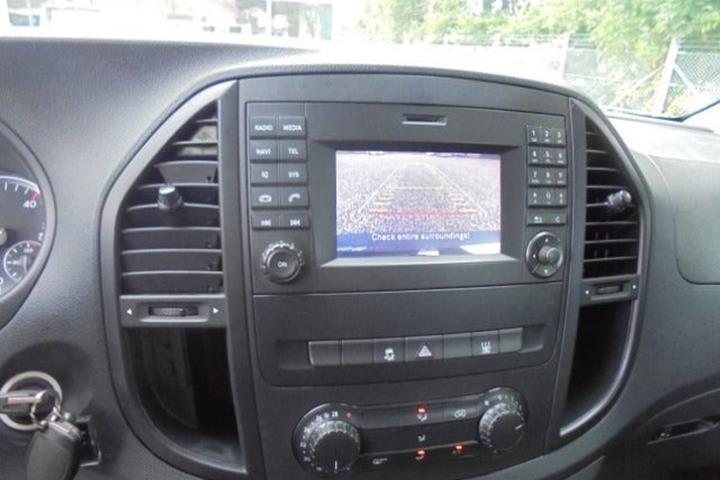 Hvid Mercedes Vito 116 fra 2017