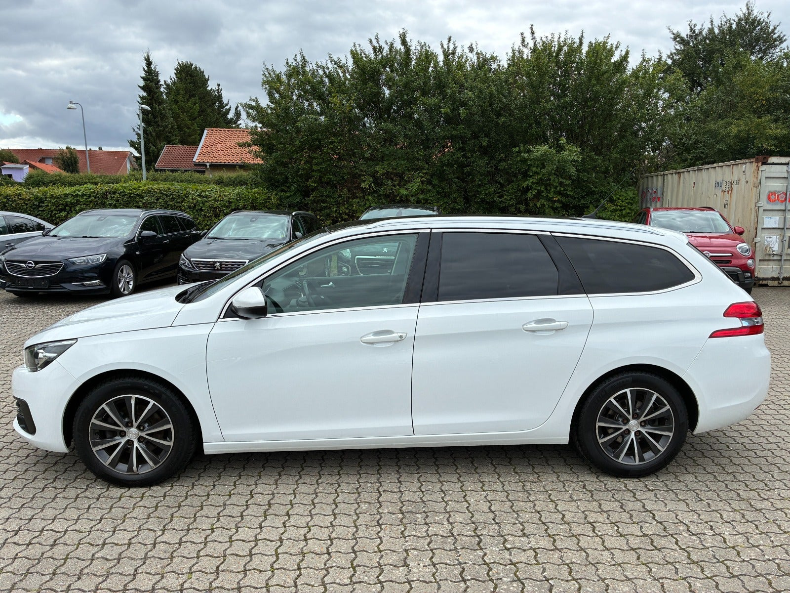 Hvid Peugeot 308 fra 2019