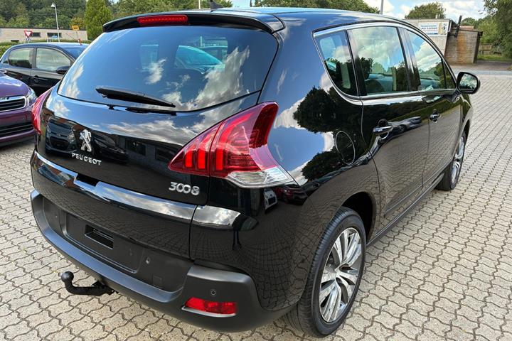 Sort Peugeot 3008 fra 2014