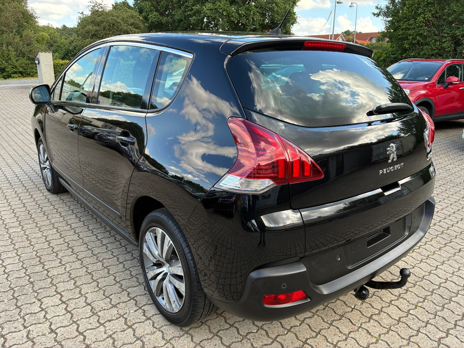 Sort Peugeot 3008 fra 2014