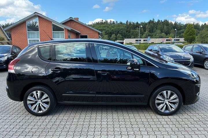 Sort Peugeot 3008 fra 2014