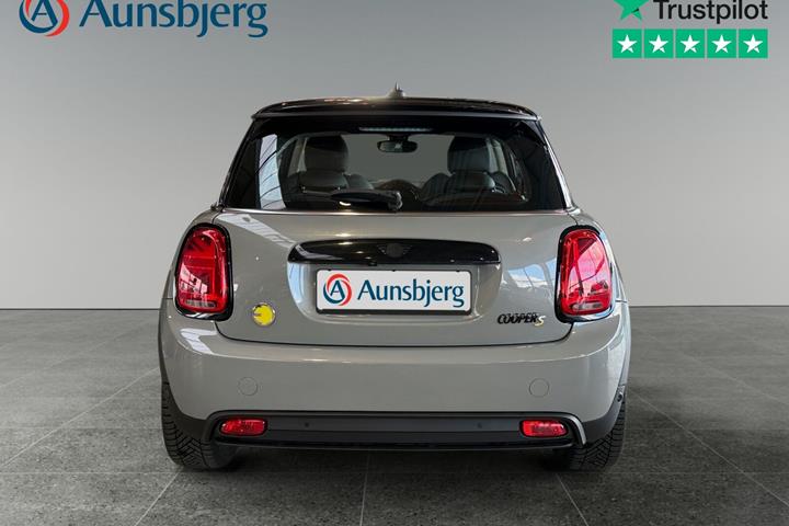 Grå Mini Cooper SE fra 2022
