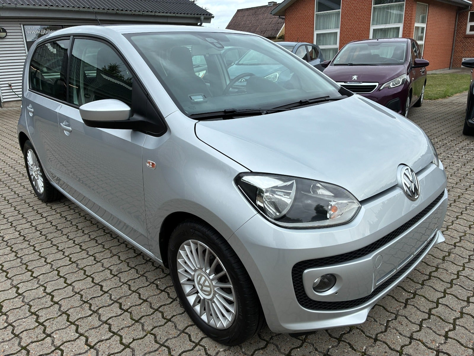 Sølv VW UP! fra 2013
