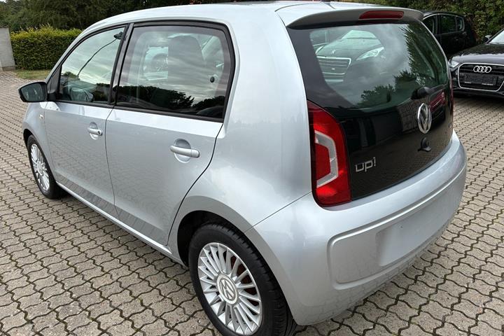 Sølv VW UP! fra 2013