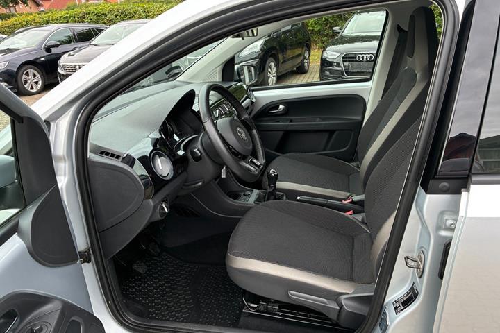 Sølv VW UP! fra 2013