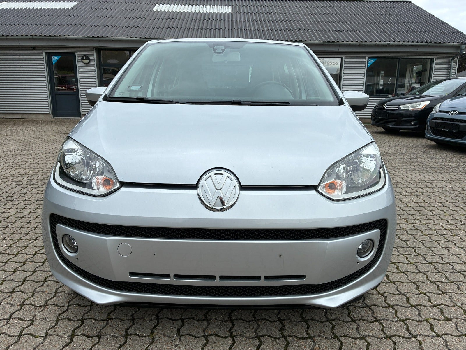Sølv VW UP! fra 2013