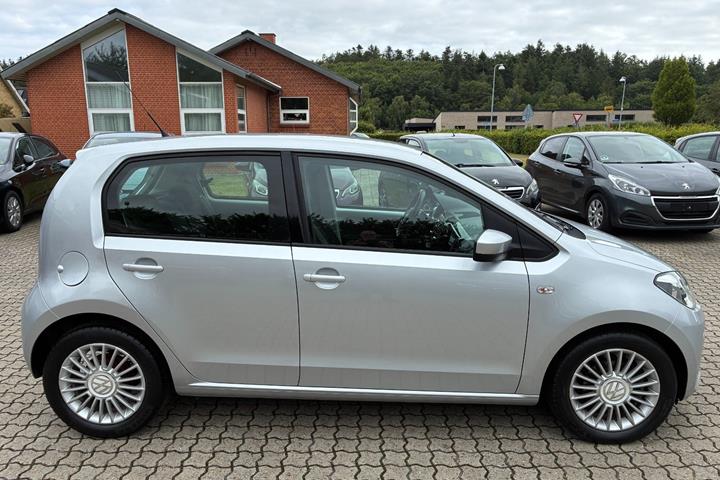 Sølv VW UP! fra 2013
