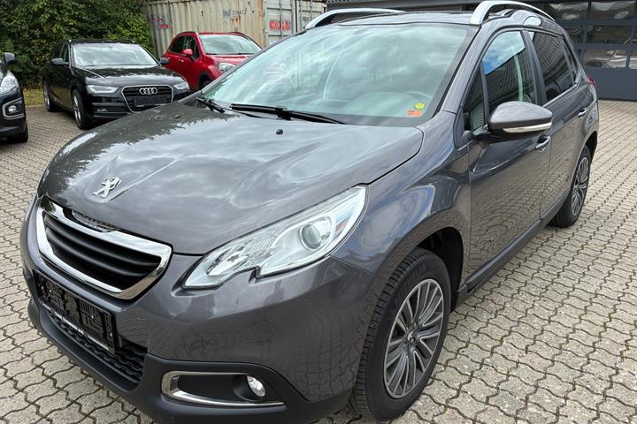 Grå Peugeot 2008 fra 2015