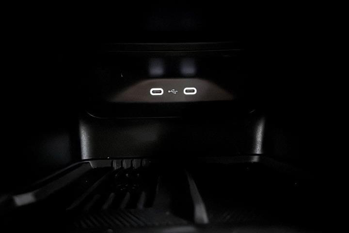 Sort Skoda Enyaq fra 2025