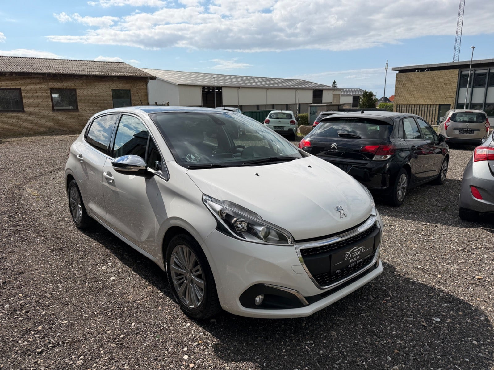 undefined Peugeot 208 fra 2017