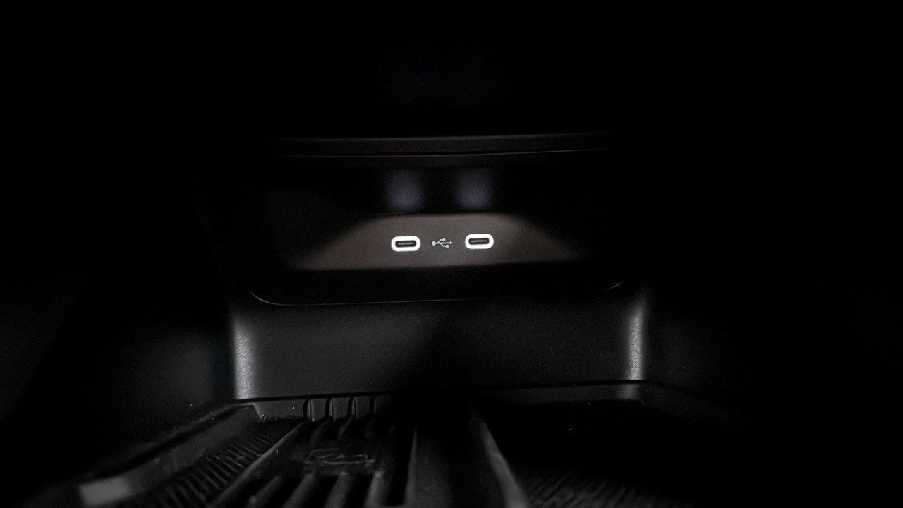 Grå Skoda Enyaq fra 2025