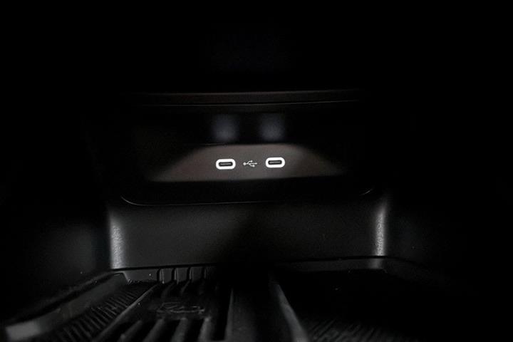 Grå Skoda Enyaq fra 2025