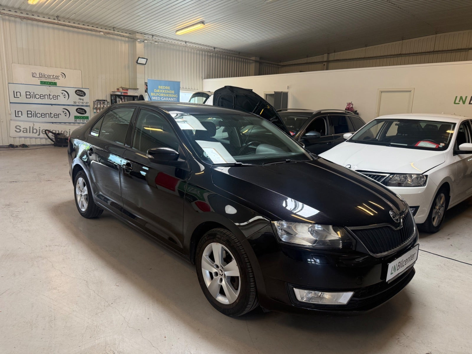 Sort Skoda Rapid fra 2017