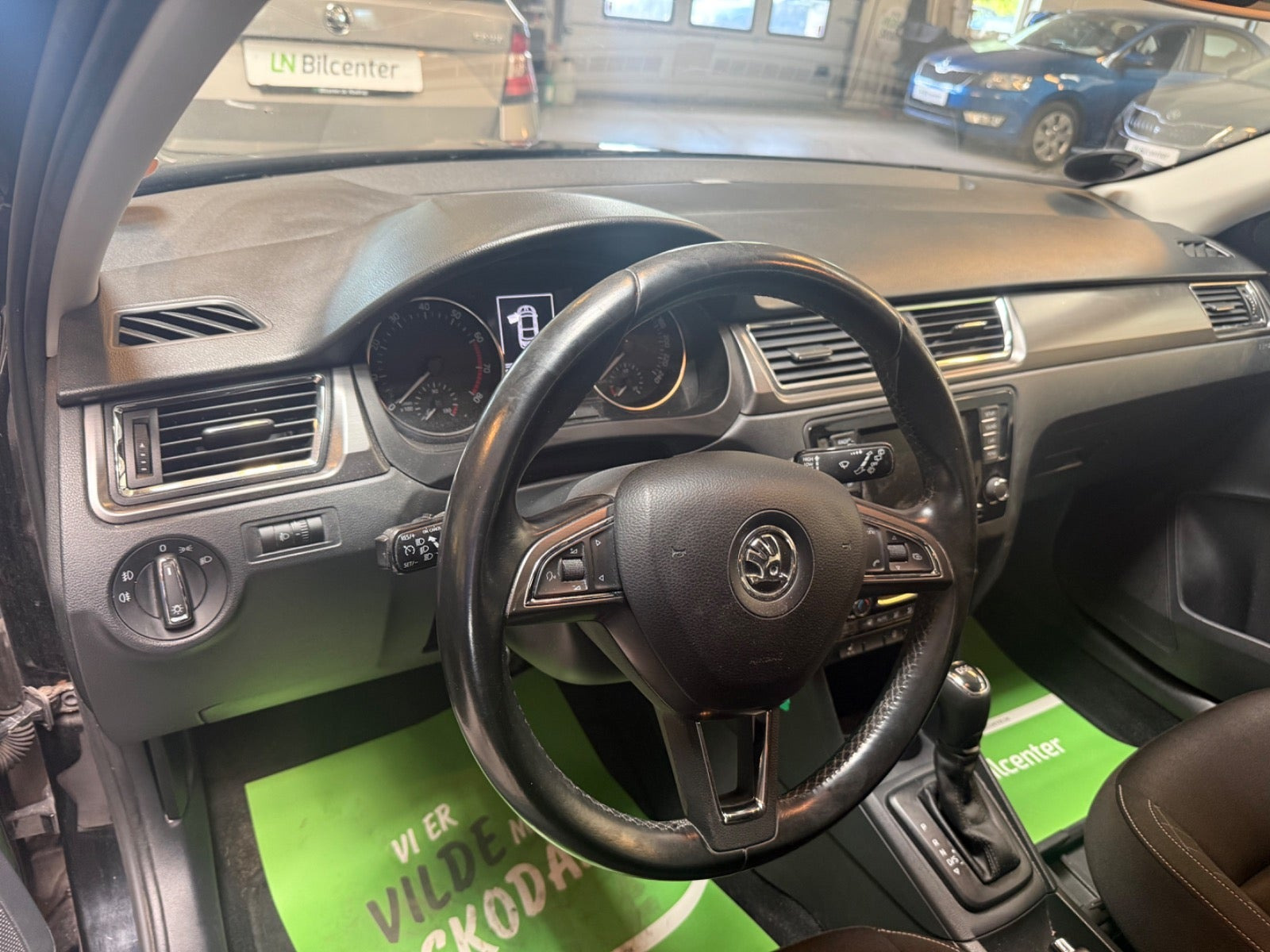Sort Skoda Rapid fra 2017