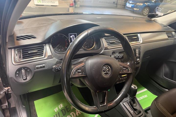 Sort Skoda Rapid fra 2017