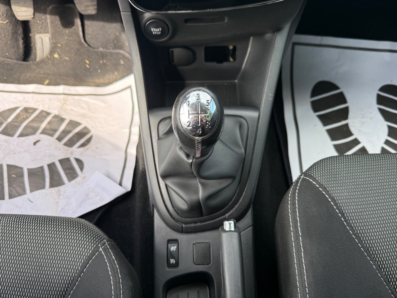 Grøn Renault Clio IV fra 2013