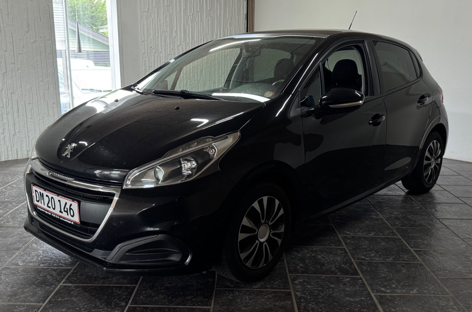 undefined Peugeot 208 fra 2016