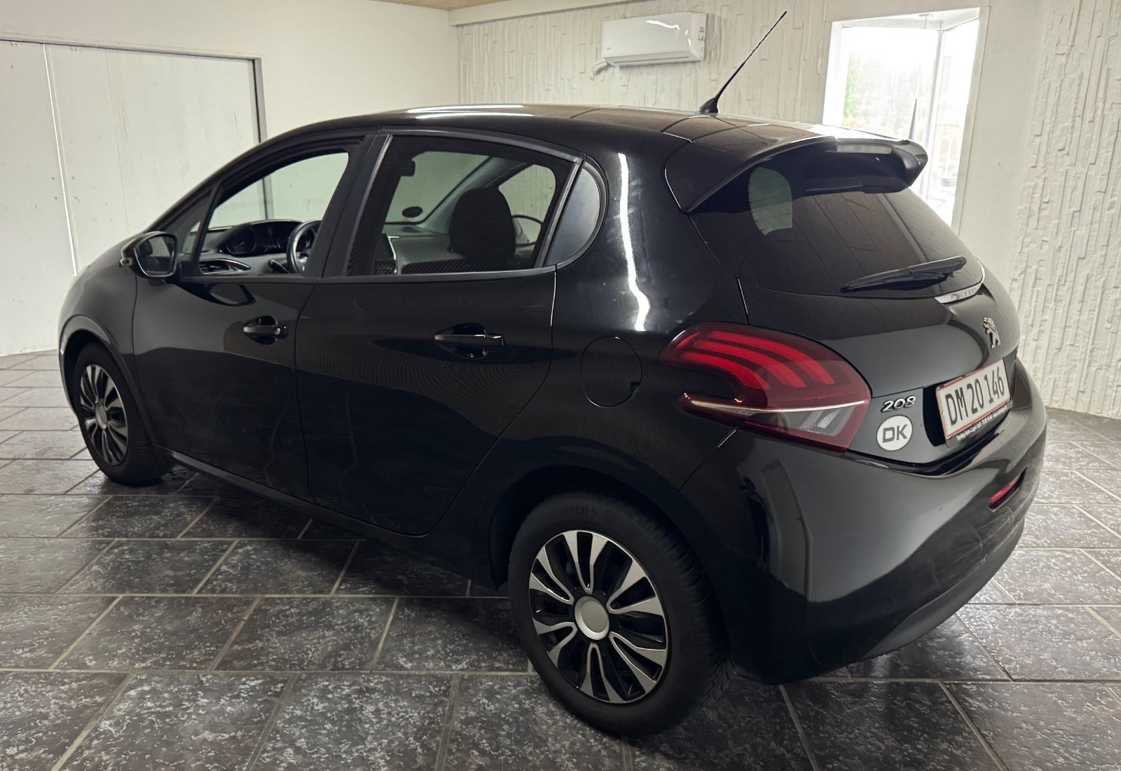 undefined Peugeot 208 fra 2016