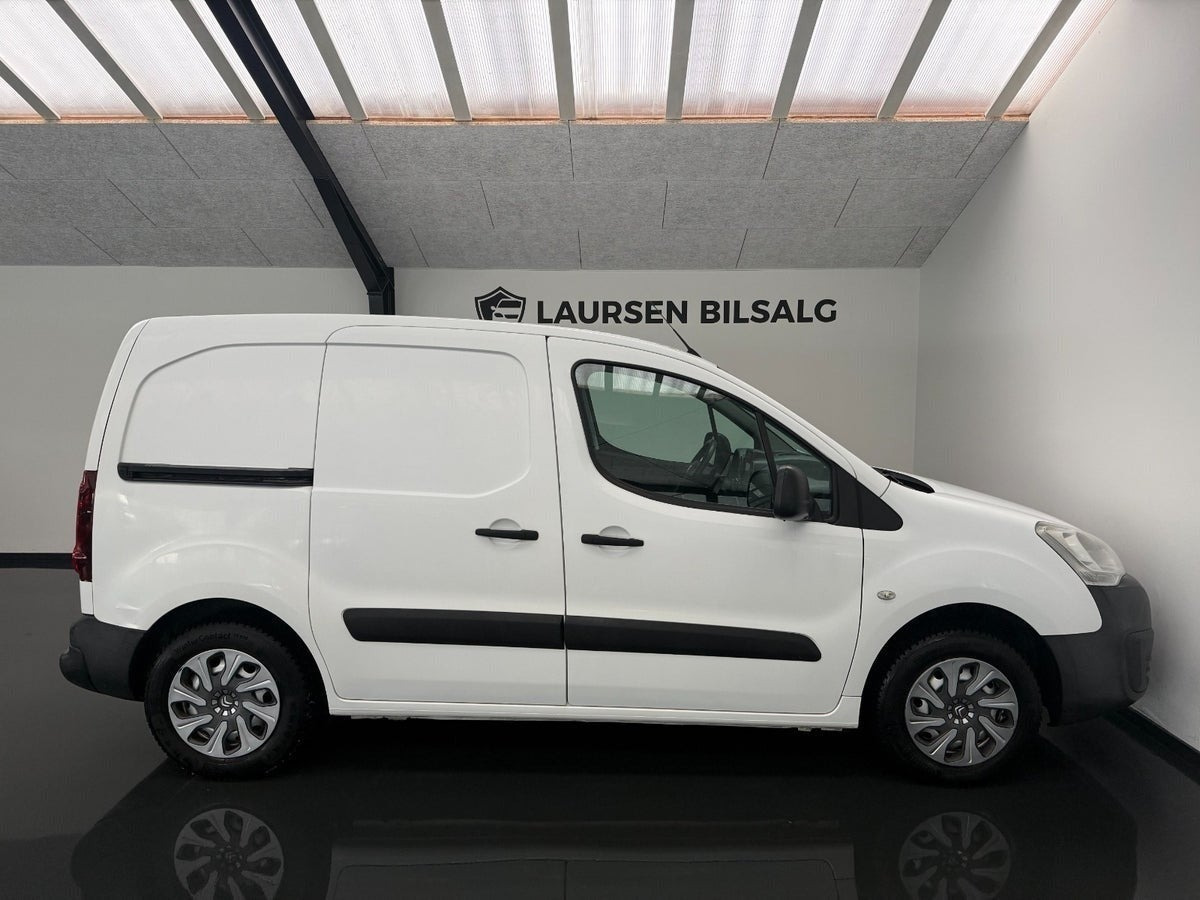 Hvid Citroën Berlingo fra 2016