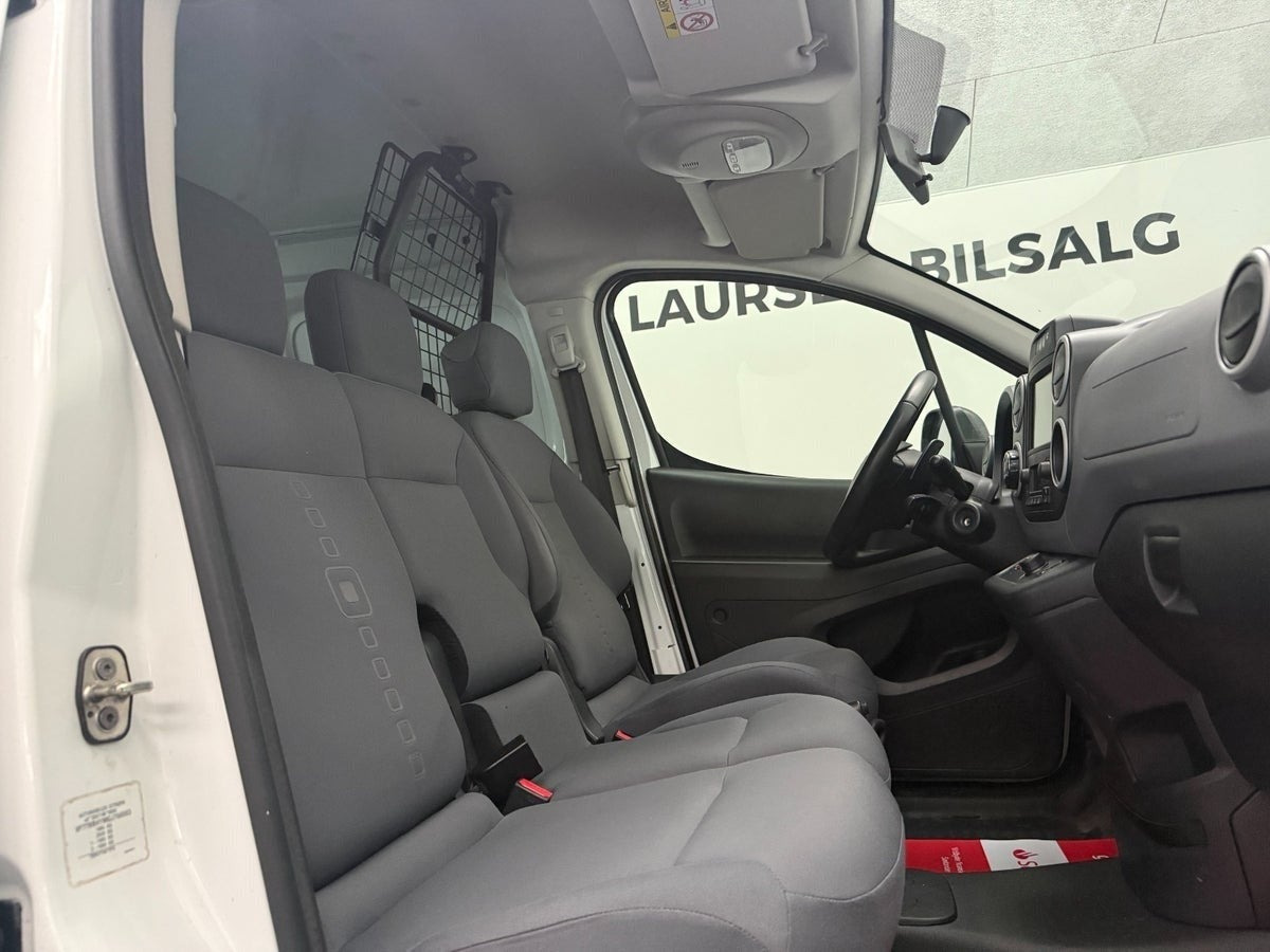 Hvid Citroën Berlingo fra 2016