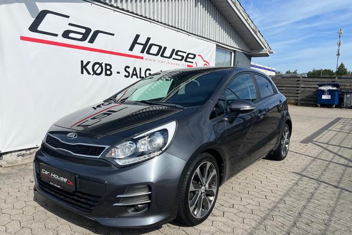 Grå Kia Rio fra 2016