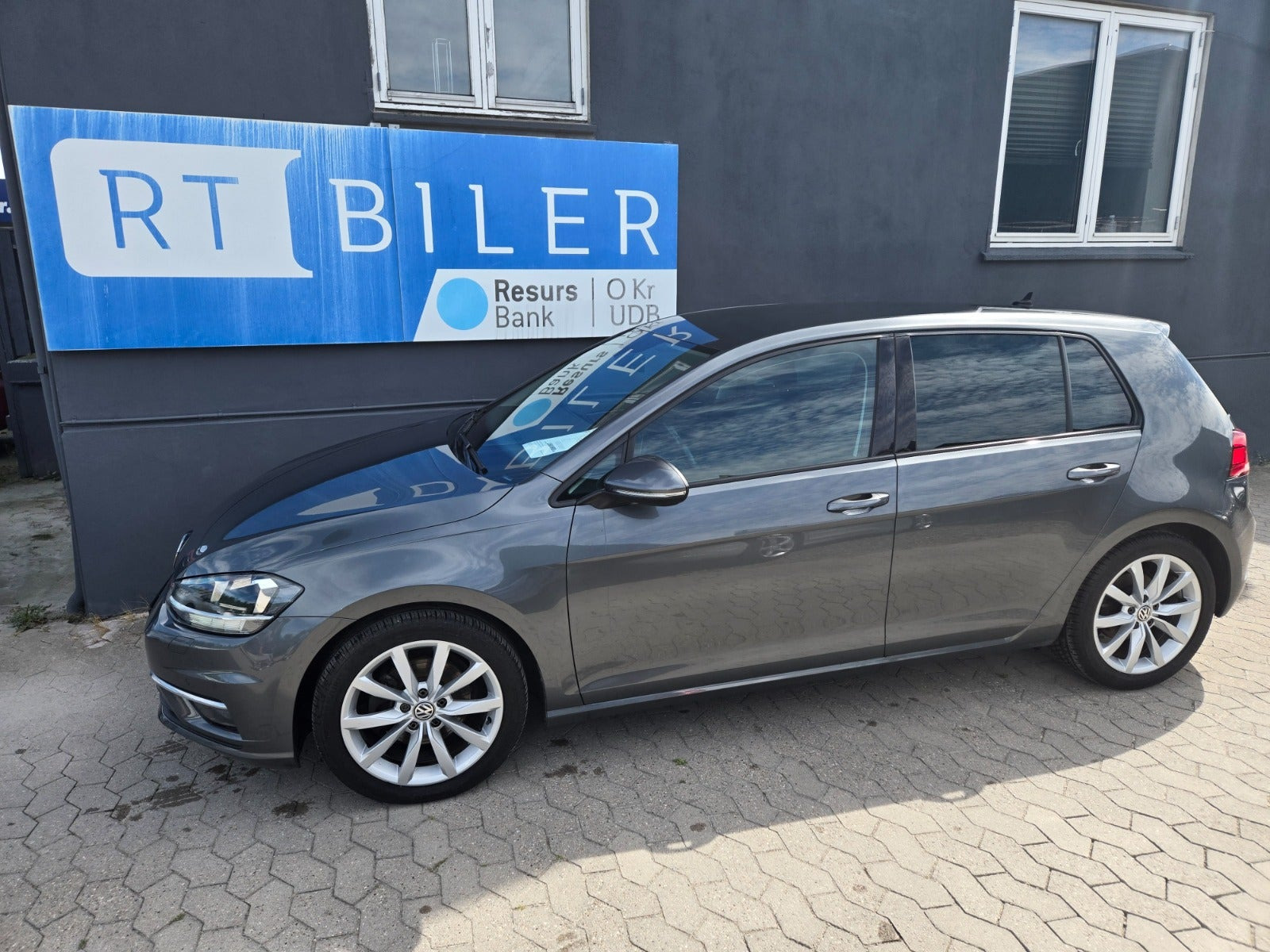 Hvid VW Golf VII fra 2018