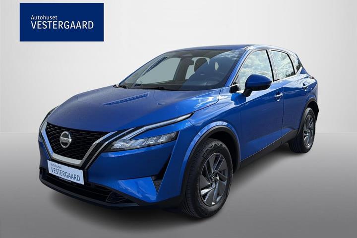 Blå Nissan Qashqai fra 2021 set udefra