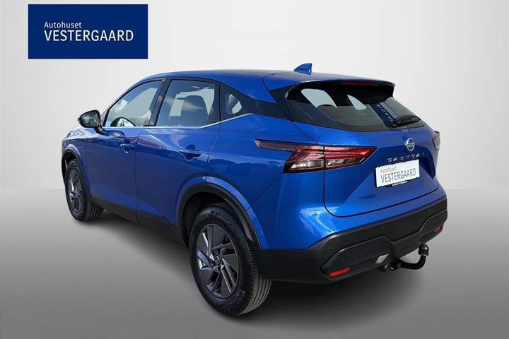 Blå Nissan Qashqai fra 2021