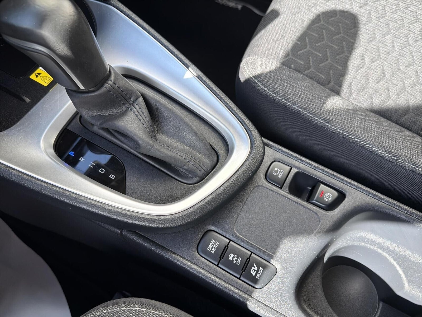 Sort Toyota Yaris Cross fra 2022