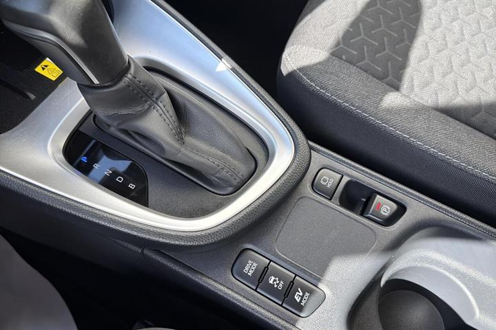 Sort Toyota Yaris Cross fra 2022