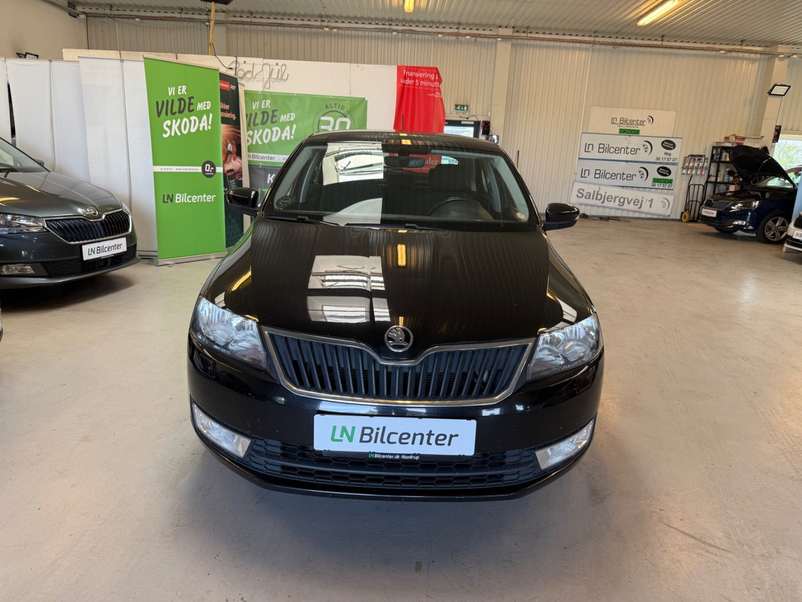Sort Skoda Rapid fra 2017