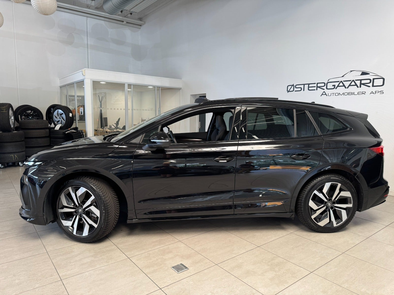 Sort Skoda Enyaq fra 2026