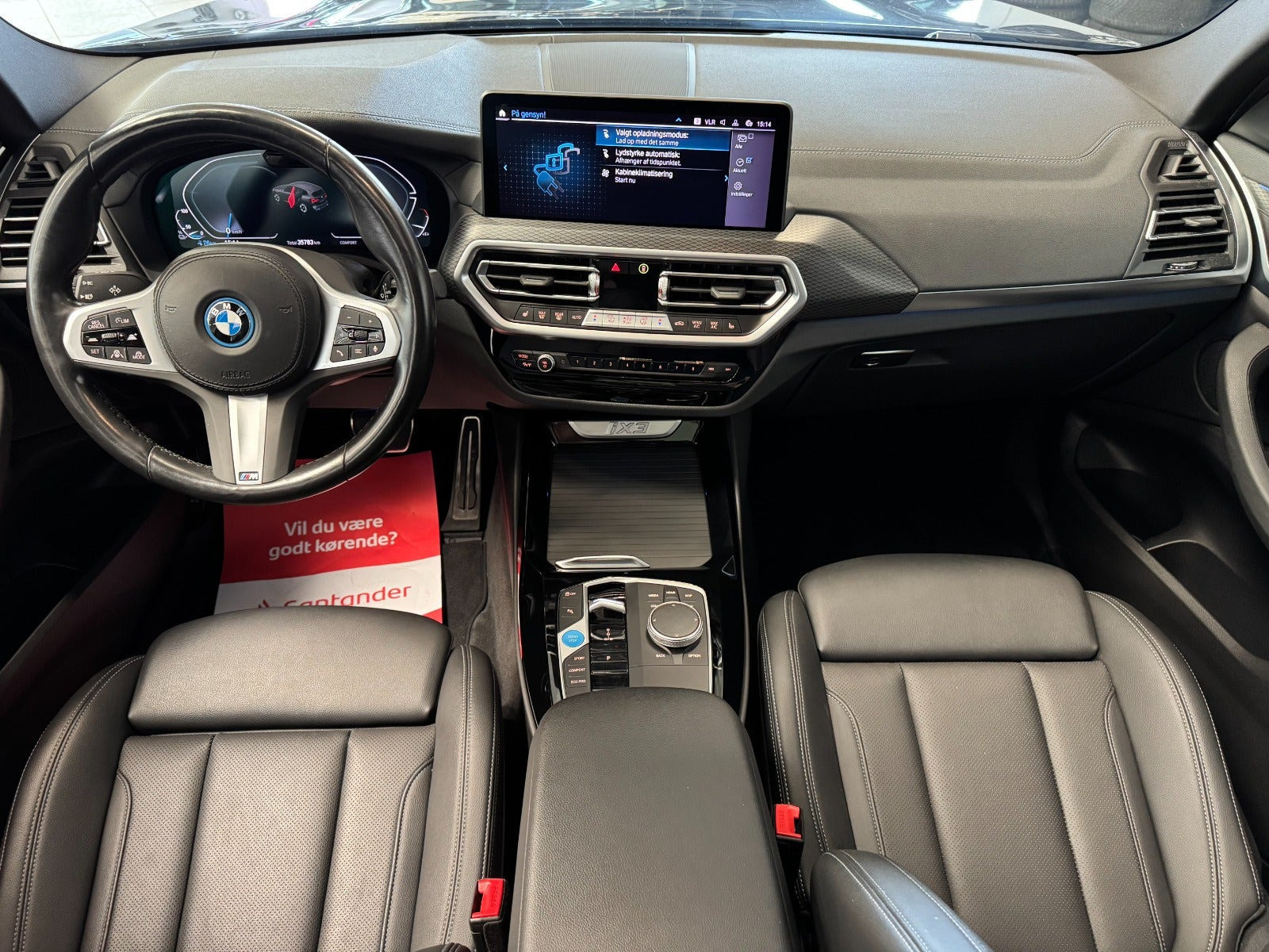 Sort BMW iX3 fra 2024