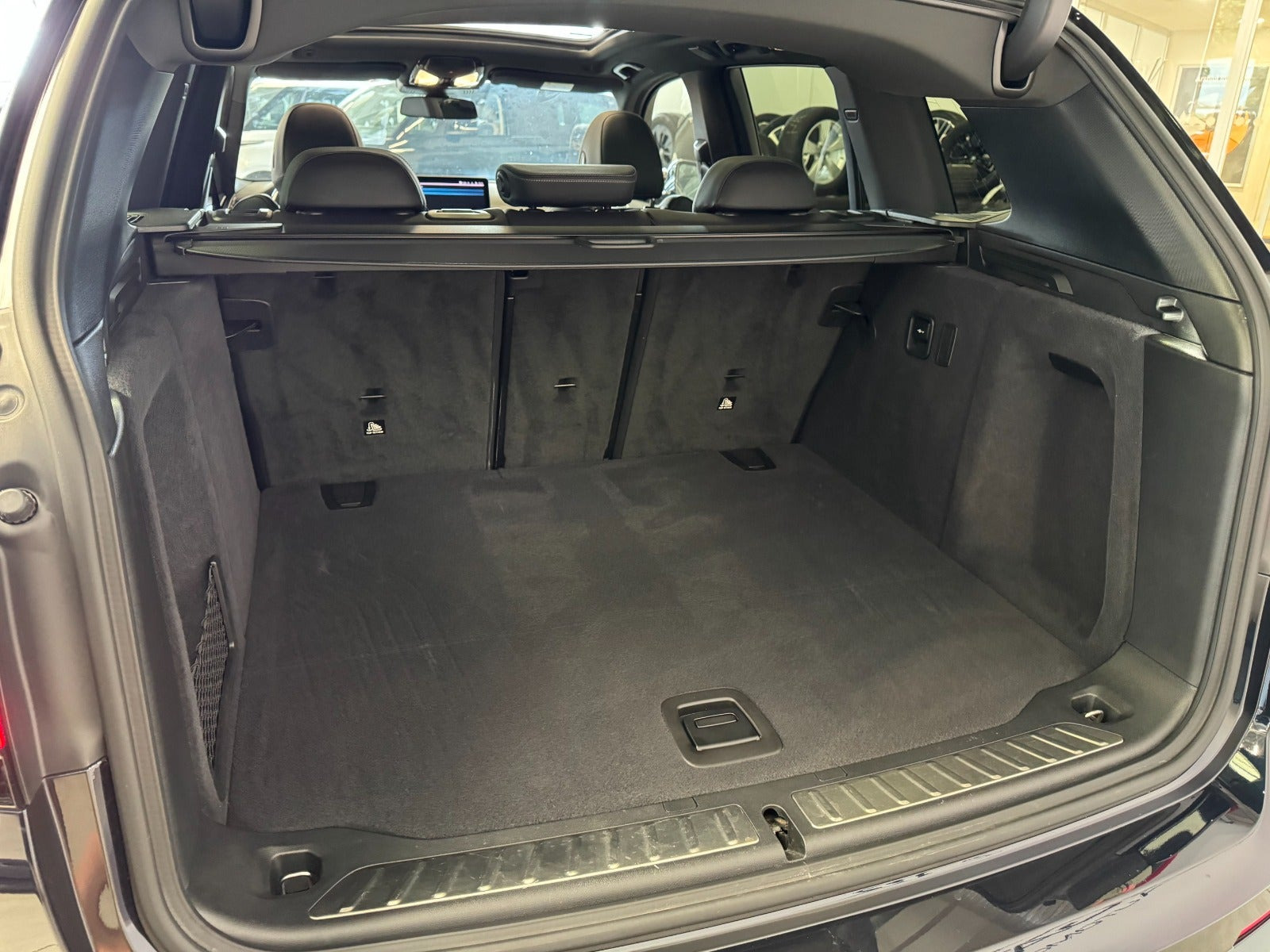 Sort BMW iX3 fra 2024
