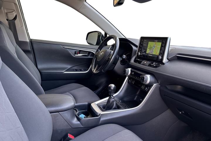 Sort Toyota RAV4 fra 2019
