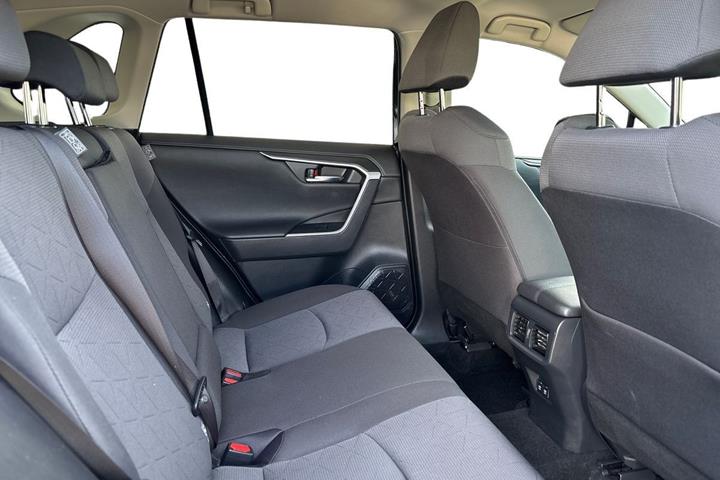 Sort Toyota RAV4 fra 2019