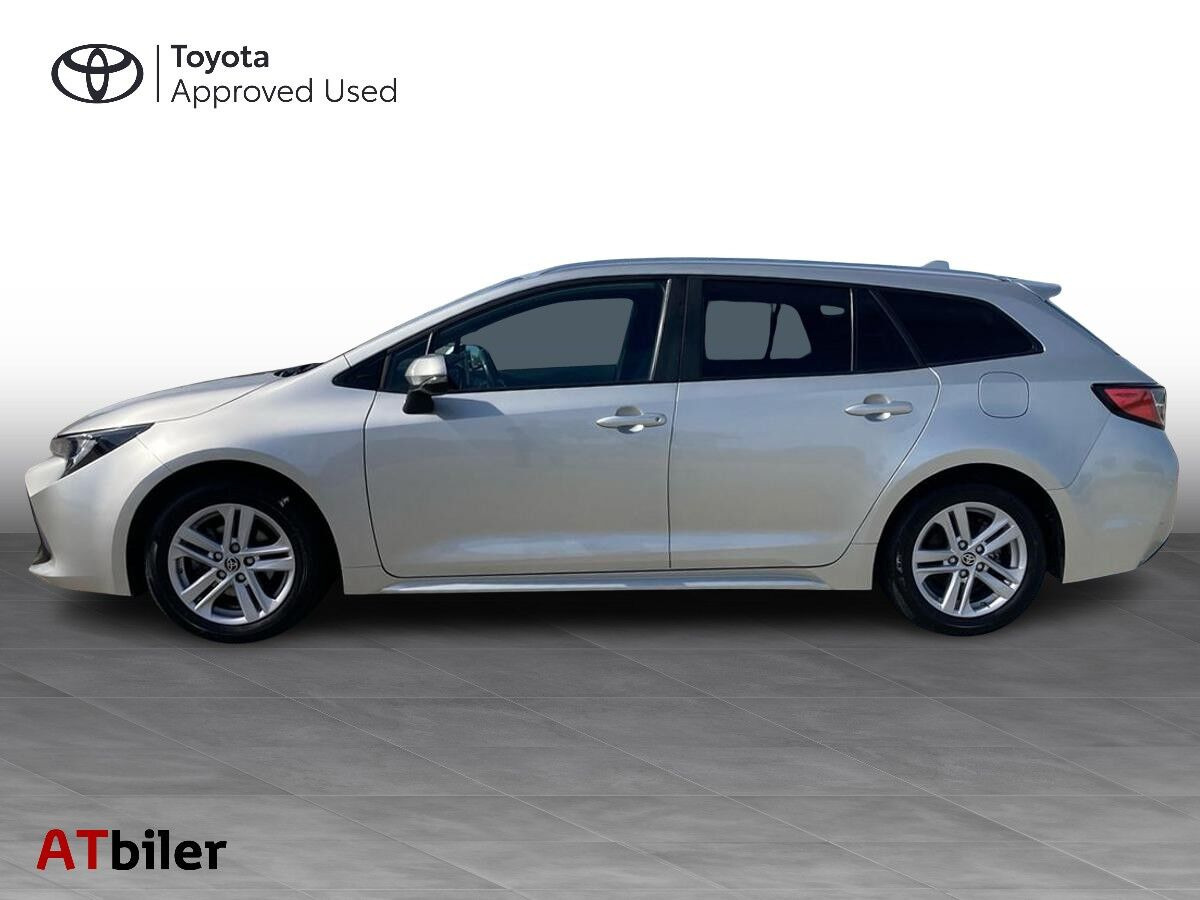 undefined Toyota Corolla fra 2022