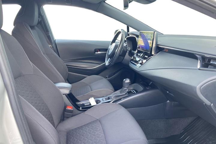undefined Toyota Corolla fra 2022