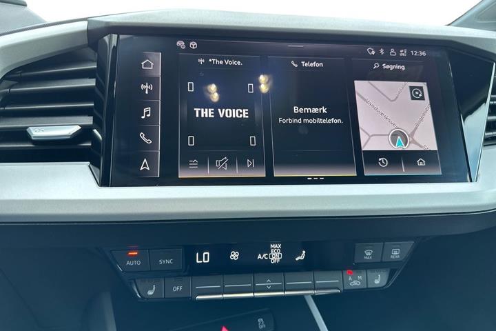 Grå Audi Q4 fra 2024