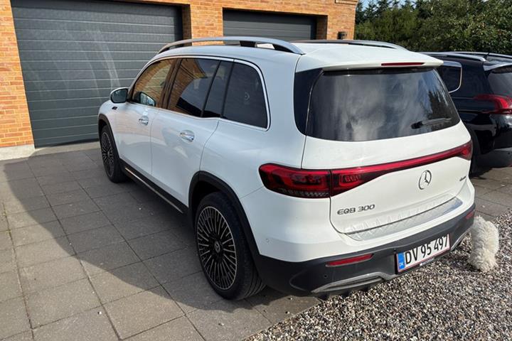 undefined Mercedes EQB 300 fra 2022